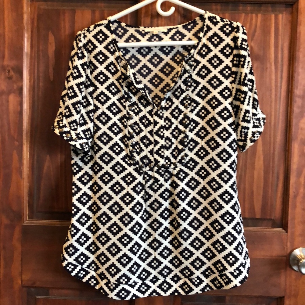 Ivory and white Aztec top